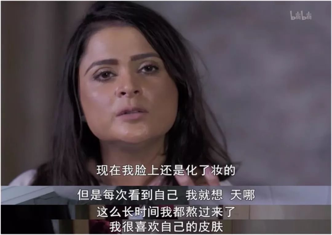 不化妆就无法出门的女孩