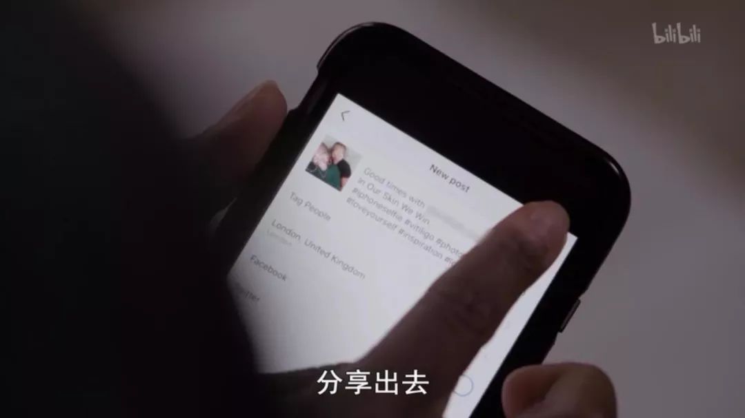 不化妆就无法出门的女孩