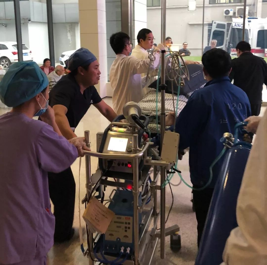 ECMO：医生救人，就只是让人一直「活着」吗？