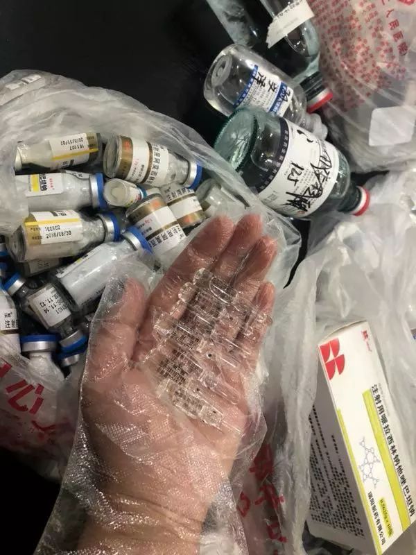 女医生称遭医生前夫药物投毒，男方回应：是诬告 | 丁香早读
