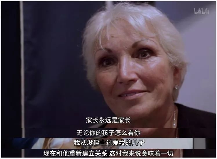 它所有的镜头，都关乎死亡的瞬间