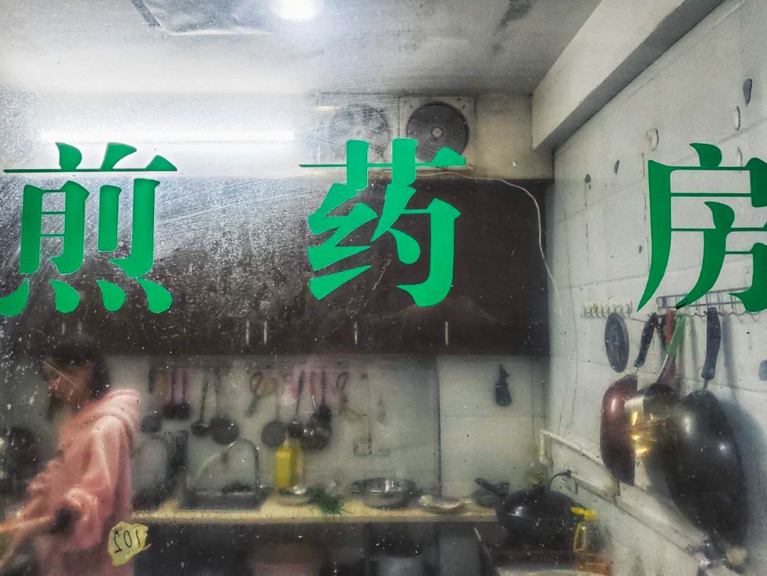 开在居民楼里的假发店，让癌症患者重新拥抱世界