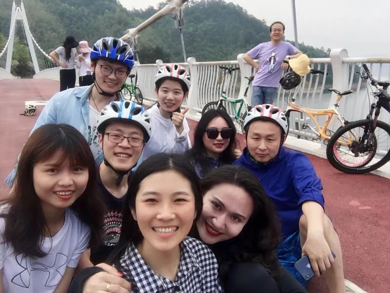 我为什么离开医院来到？