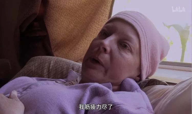 它所有的镜头，都关乎死亡的瞬间
