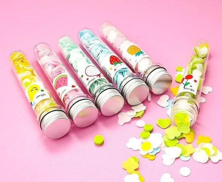 穿上这件「沉迷科研」白大褂，连导师都夸我是实验室最靓的崽！