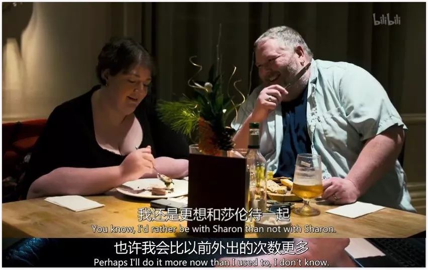 为了减肥，她勇敢切掉了 3/4 的胃和 1/3 的小肠