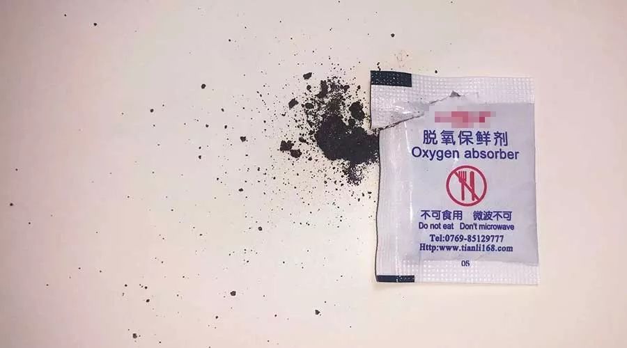 同样是误服干燥剂，不同类型的处理方式竟差这么多！
