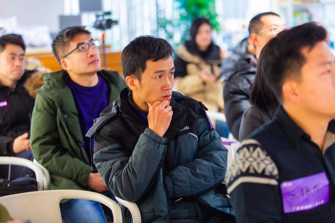 李清晨：用科学进步的历史，取代王侯将相的历史