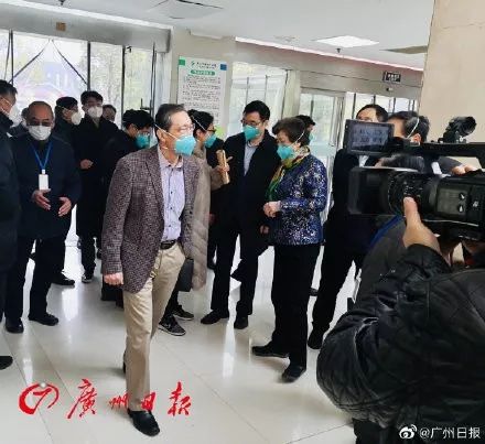 没有硝烟的战场，愿前线的医护人员平安归来！