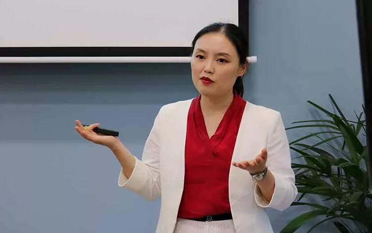 42 位儿科医生迈出第一步，希望走条不同路