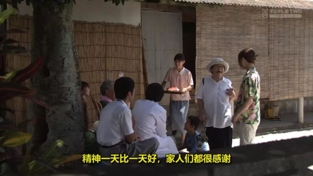 一位无处可去的医生，在孤岛上找到了他的价值