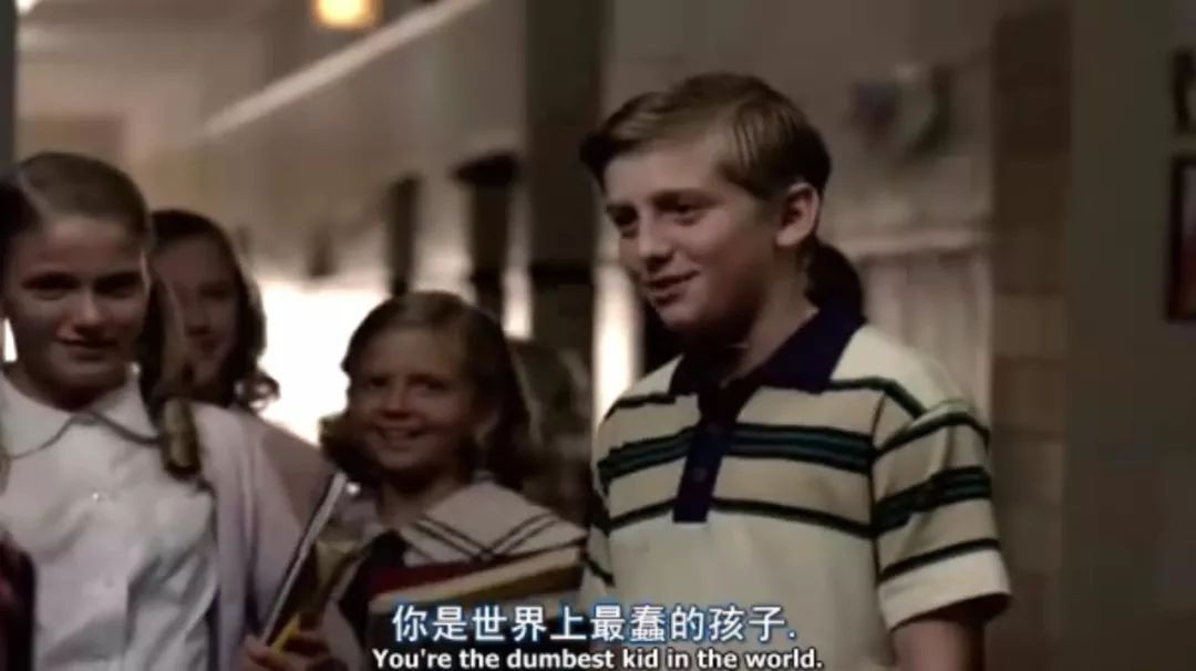 他是「世界上最笨的孩子」，也是世界第一例脑部分离手术的主刀医生