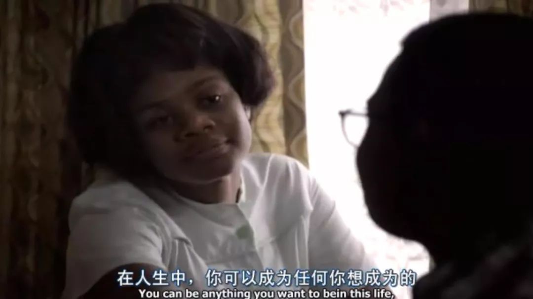 他是「世界上最笨的孩子」，也是世界第一例脑部分离手术的主刀医生