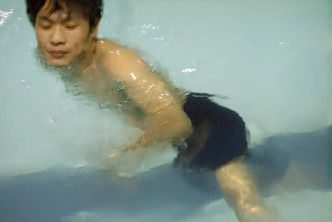 ¼ 肢体和 15000 公里旅程