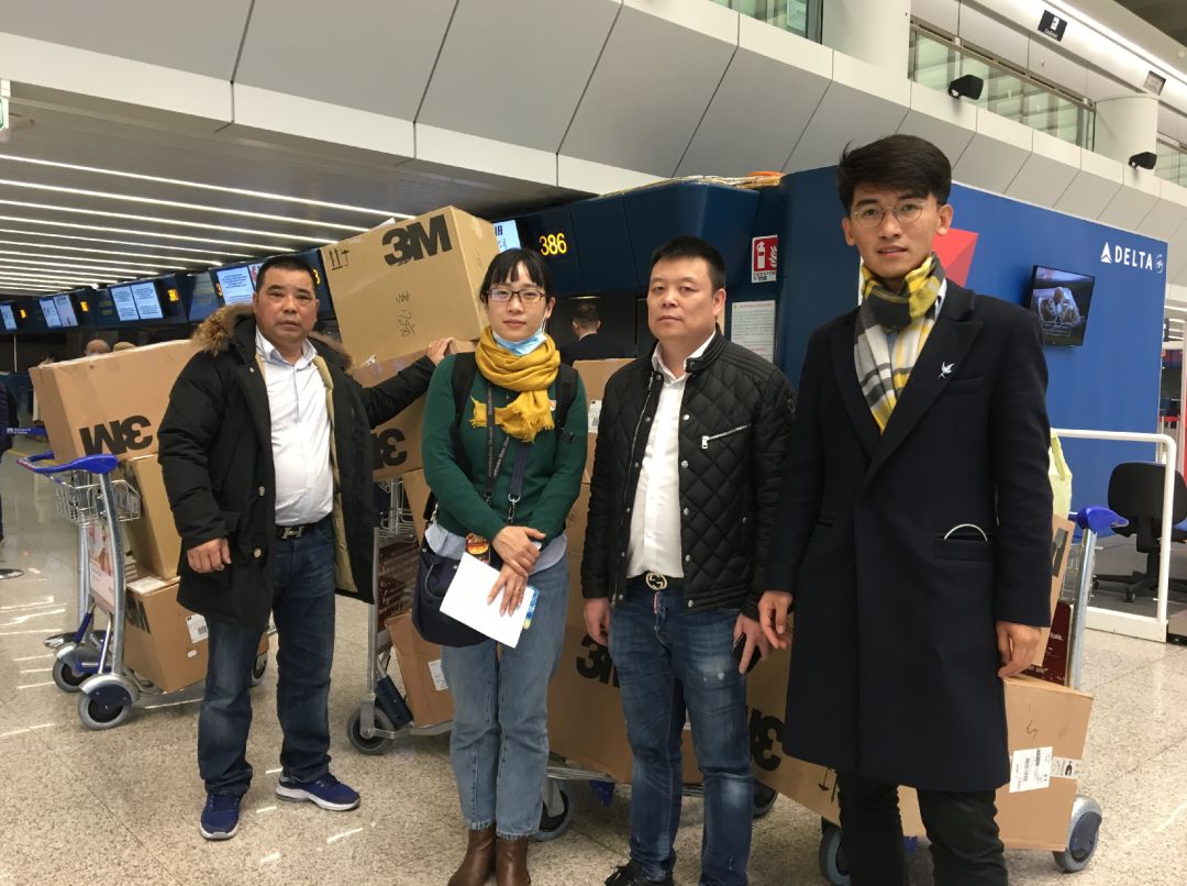 意大利紧急搭建充气帐篷接诊，华侨产业遭受重创