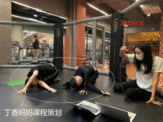 体态不良毁气质！这些让人变丑的姿势，赶紧改