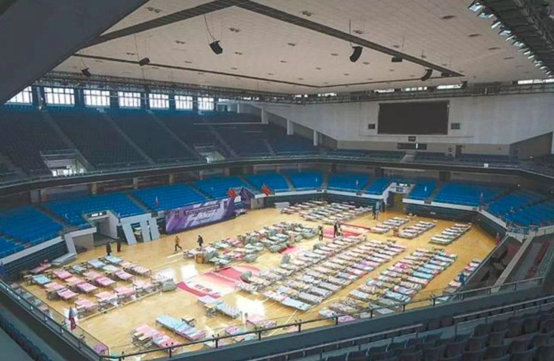 武汉方舱首批患者出院：建立方舱背后的逻辑是什么？