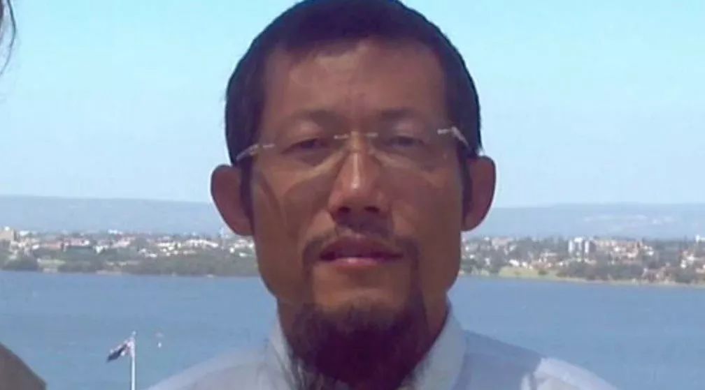 那个「拉筋拍打神医」终于判了!过失杀人成立,10 年监禁 那个「拉筋拍打神医」终于判了!过失杀人成立,10 年监禁