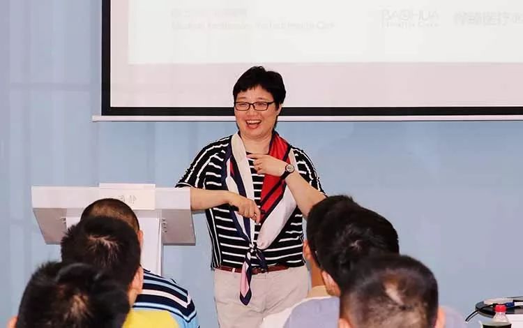 42 位儿科医生迈出第一步，希望走条不同路