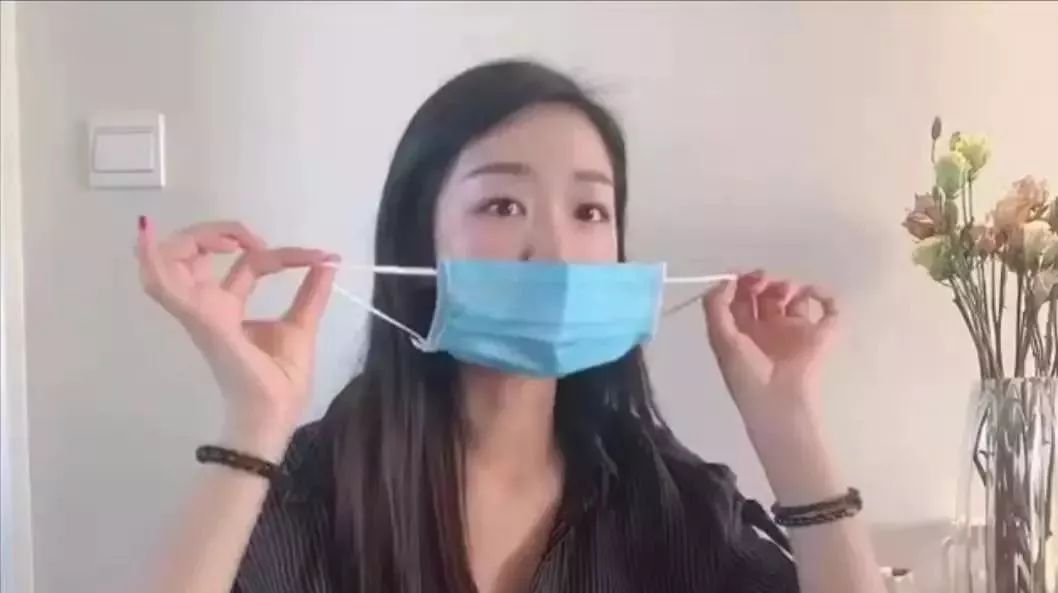 眼镜起雾等于口罩白戴！5 种浪费口罩的错误做法，大家要当心